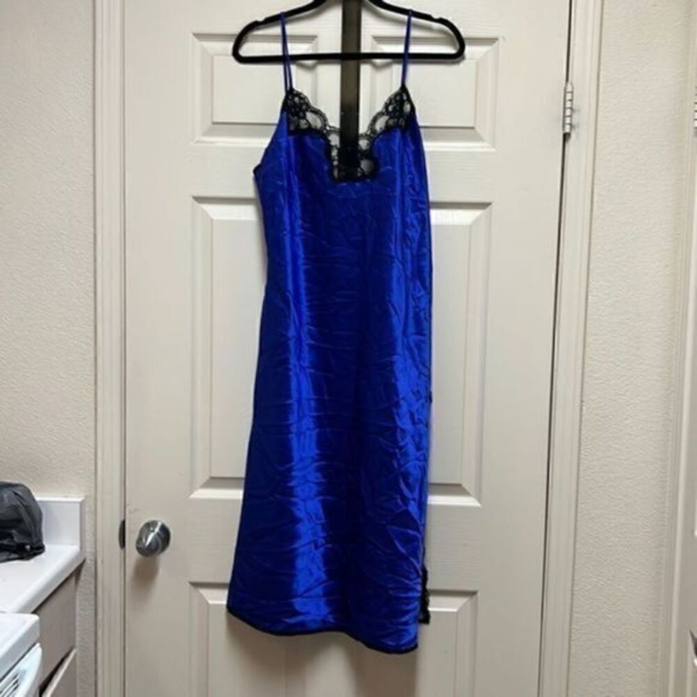 Avon  Vintage Nightgown